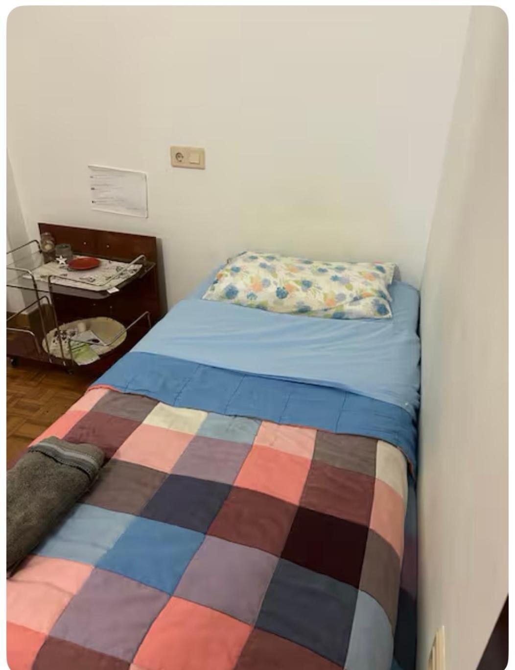 Habitacion Doble Privada En Figueres Экстерьер фото
